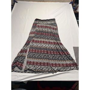Earthbound Long Skirt with Slit Size Medium